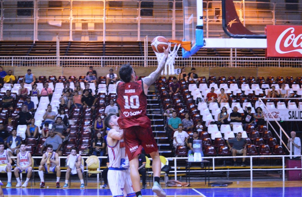Gran triunfo de Salta Basket ante Rivadavia en el Delmi