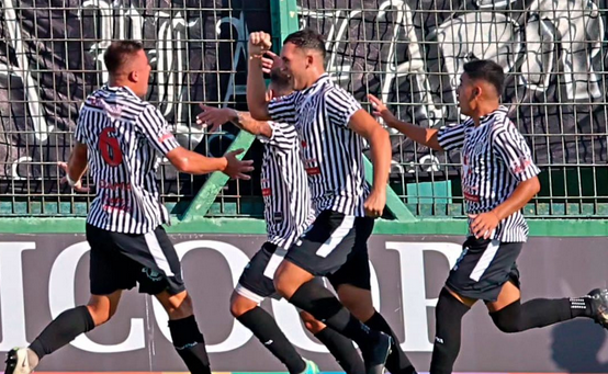 El Porvenir vence a Lanús y pasa a la siguiente fase de la Copa Argentina