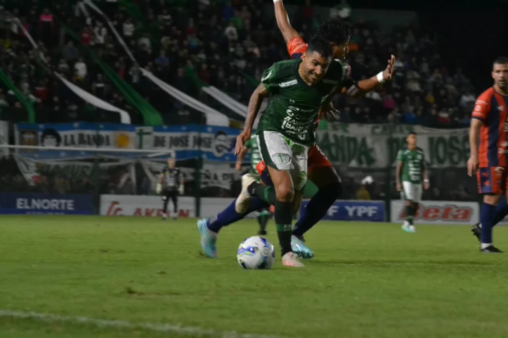 Sportivo Belgrano vence a Defensores de Pronunciamiento en el cierre de la tercera del Federal A