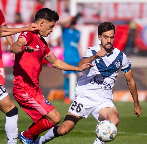 Velez le ganó a Argentinos y es finalista de la Copa de la Liga Profesional