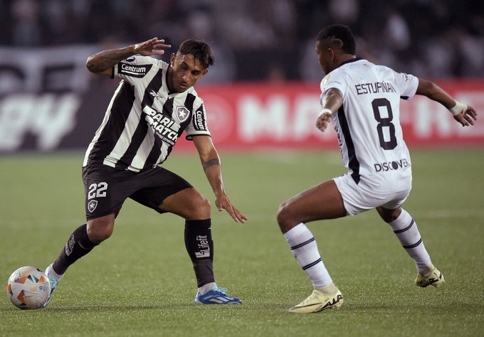 Botafogo vence a la Liga de Quito y le pone picante al Grupo D