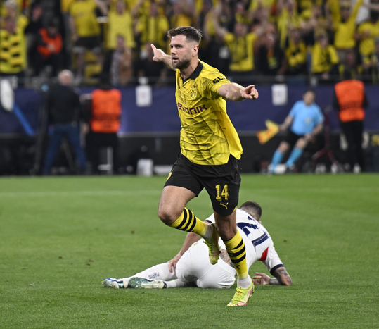 Borussia Dortmund venció al PSG en la ida por las semifinales