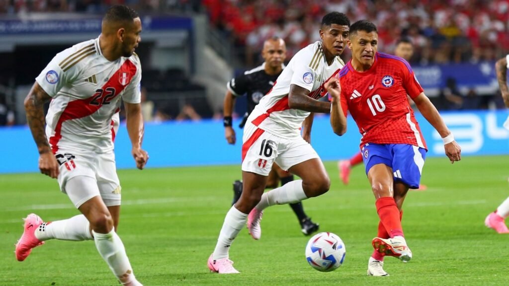 Chile y Perú igualaron en su estreno en la Copa América