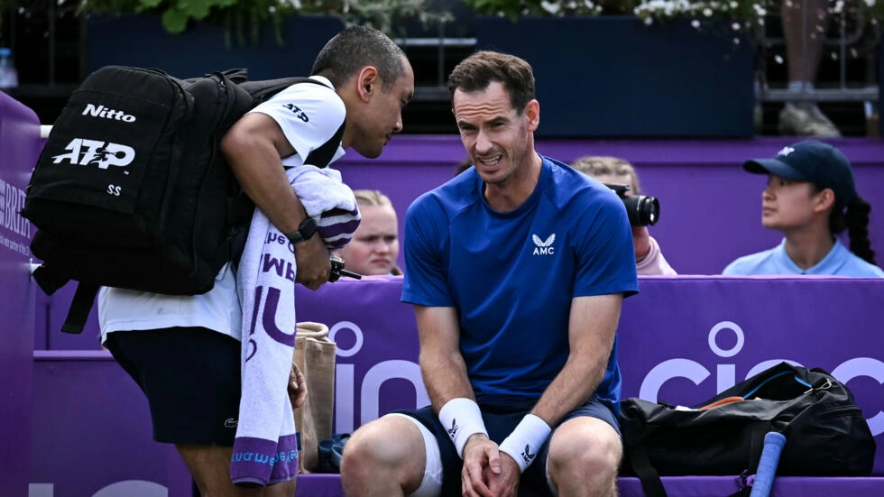 Andy Murray abandonó en Queen's
