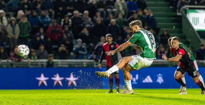 Banfield derrotó a Newell's por el Torneo de la Liga