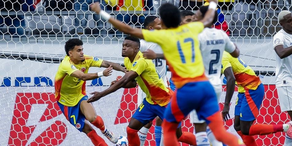 Paliza de Colombia a Panamá y está en semifinales
