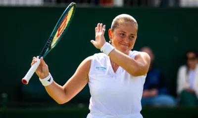 Ostapenko, Kartal y Chwalinska avanzaron tras superar a Shnaider, Svitolina y Sakkari, respectivamente, en otra intensa jornada del tenis femenino.