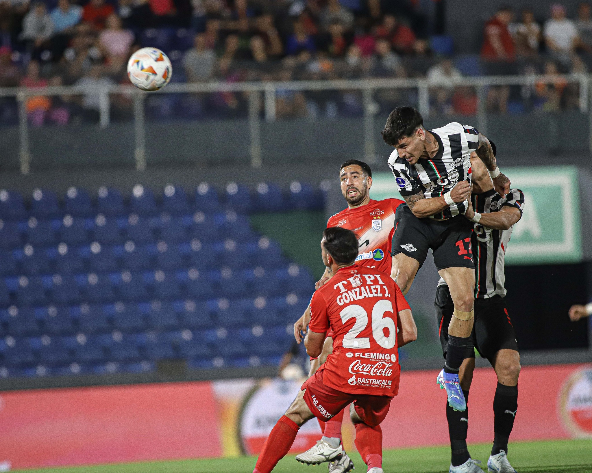 Cerrado empate 1-1 entre Libertad y Sp. Ameliano en el estadio Defensores del Chaco, por la llave 5 de la Conmebol Sudamericana 2024.