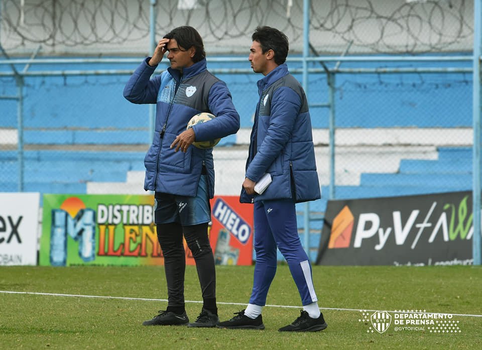 Gimnasia y Tiro recibe al puntero Aldosivi