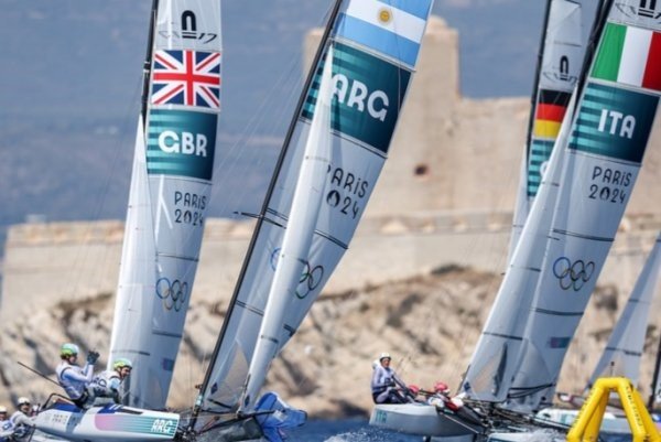 Bosco y Majdalani, están terceros en Nacra 17 tras seis regatas 