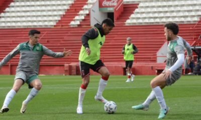 Deportivo Riestra recibe a Huracán en un choque clave por la Liga Profesional