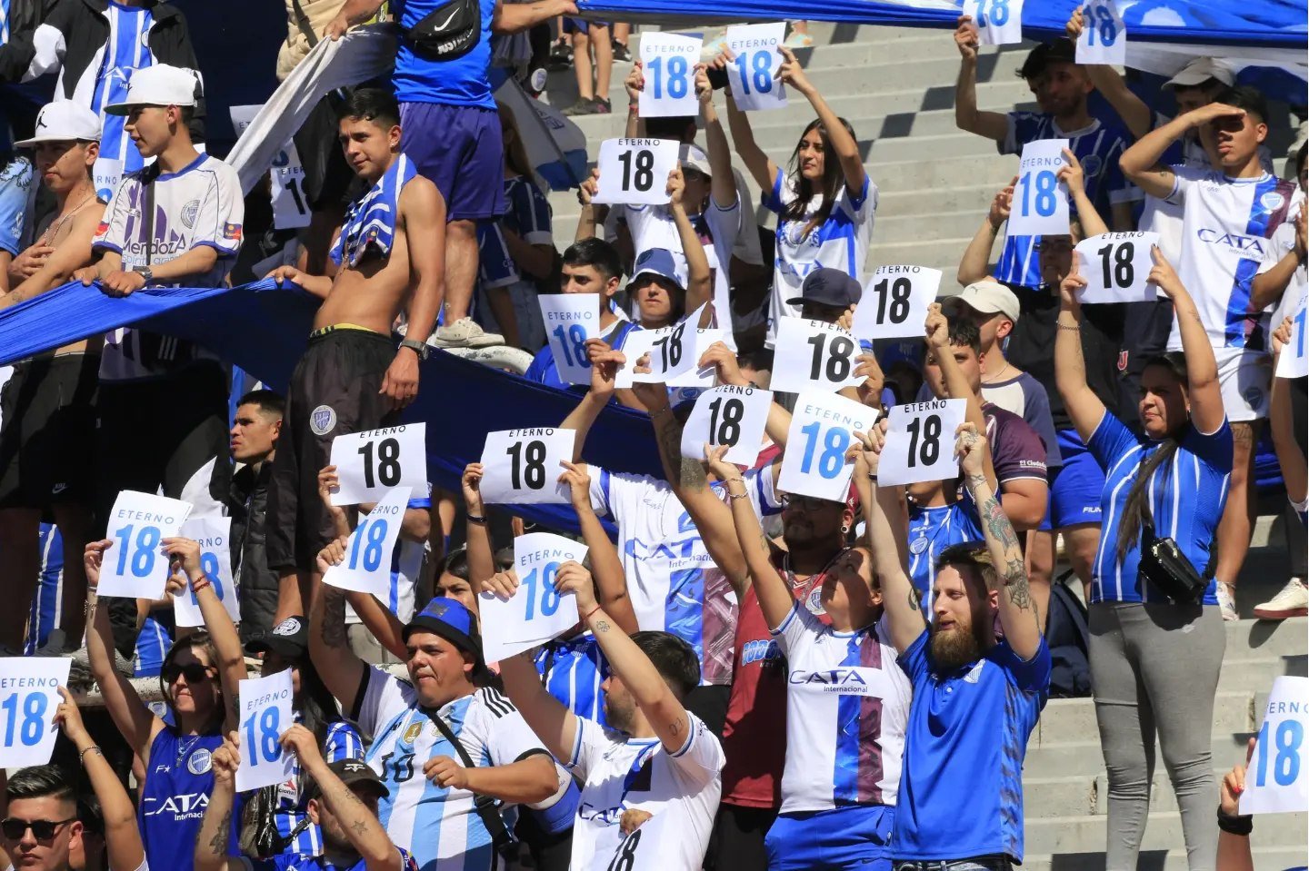 Empate con Sabor a Poco en Mendoza: Godoy Cruz y Sarmiento Reparten Puntos en una Tarde de Recuerdos