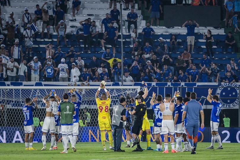 Cruzeiro da un paso firme hacia las semifinales tras vencer a Libertad en Asunción