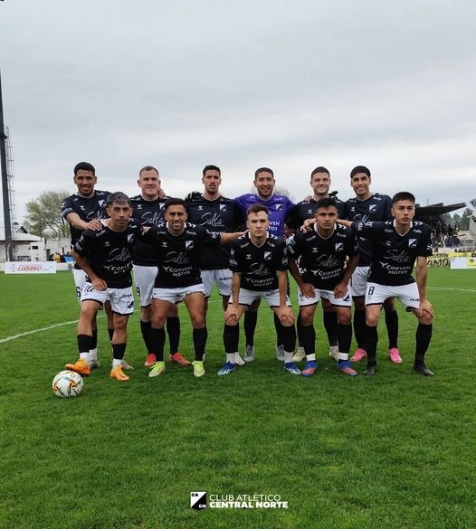 Central Norte logró un valioso empate sin goles frente a Santamarina de Tandil en el estadio del aurinegro, por semifinales del Federal A.