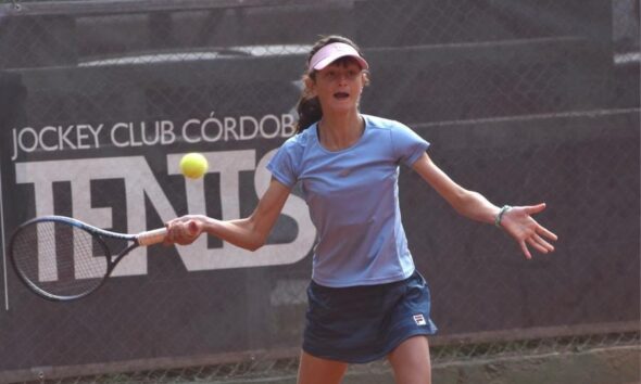 Florencia Mardones avanza a cuartos de final en Punta del Este tras una emocionante victoria