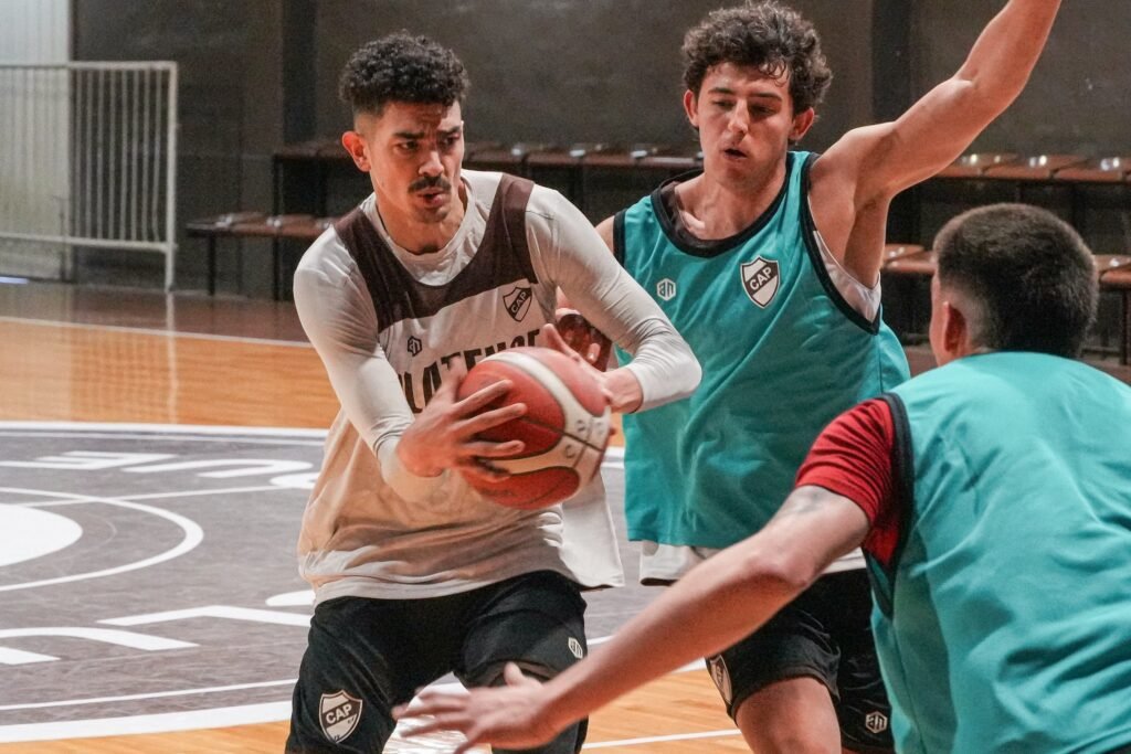 Platense se Prepara para la Temporada 2024/25 de la Liga Nacional de Básquet