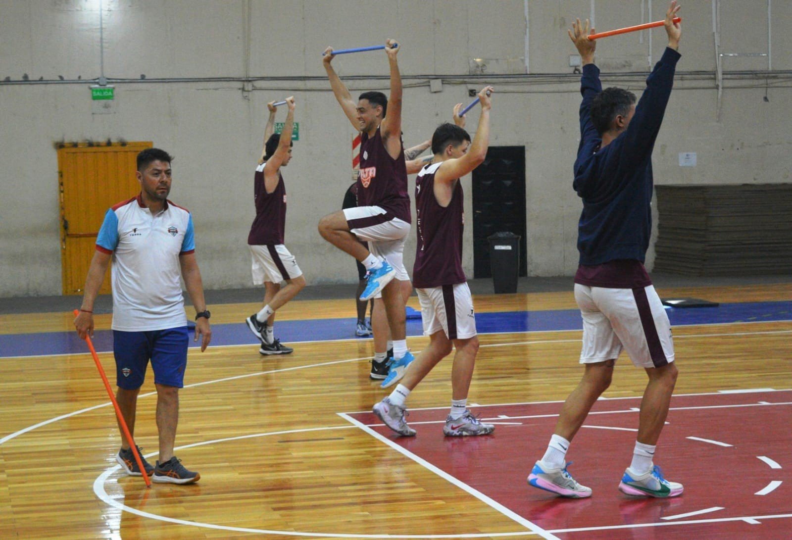 Rafa Padilla Desglosa la Pretemporada de Salta Basket: Adaptación, Evaluaciones y Aumento de Cargas