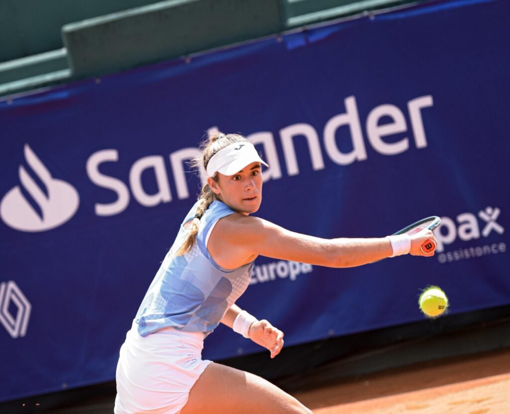 Solana Sierra se mete en la final del W50 Pilar tras una épica remontada