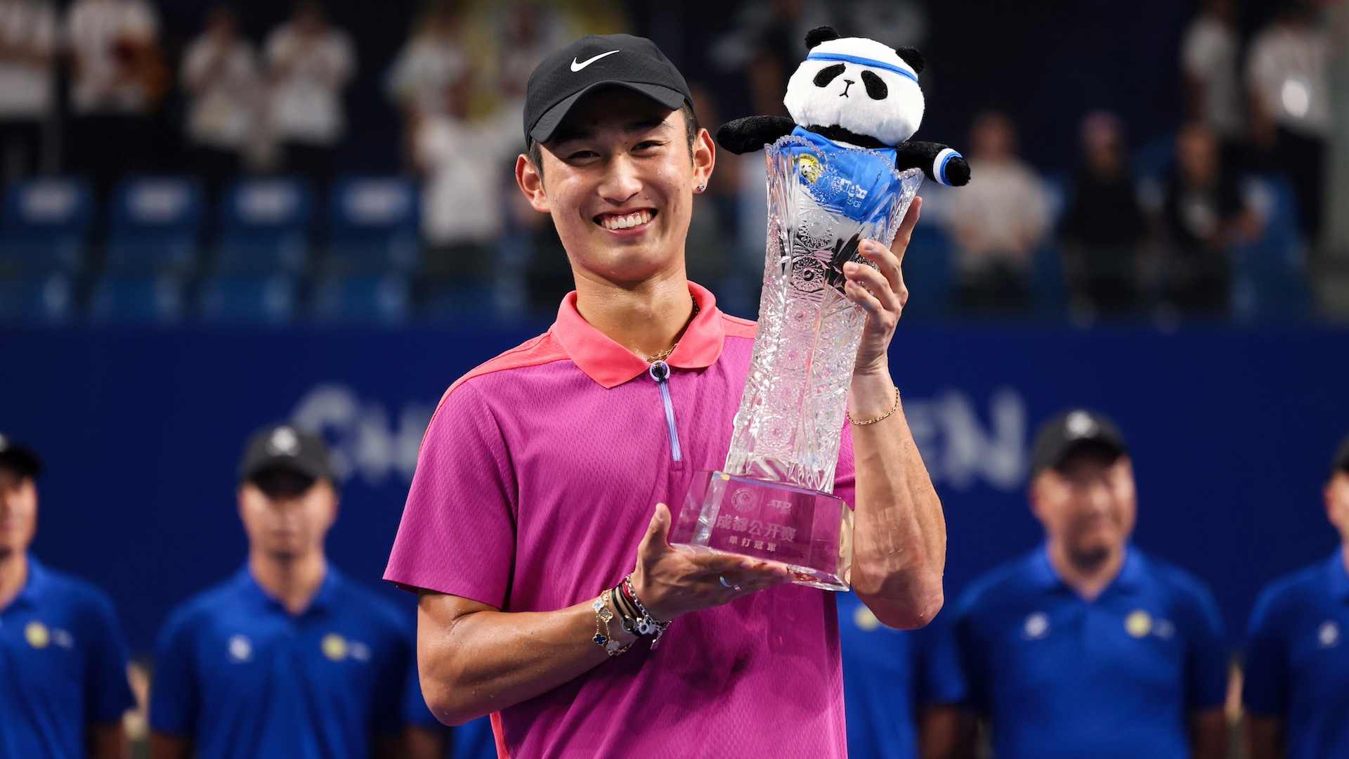 Juncheng Shang Hace Historia en el Chengdu Open