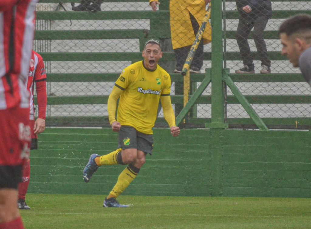 Defensa y Justicia venció a Barracas Central por el Torneo de la Liga