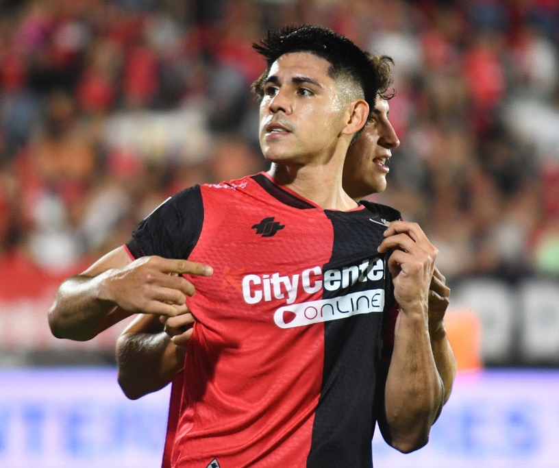 Newell's corta la sequía y vence a Tigre en un ajustado 1-0 con gol de Saúl Salcedo