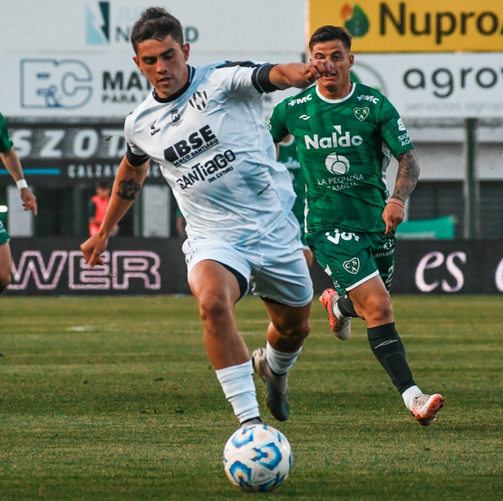 Central Córdoba derrota 3-1 a Sarmiento y sale de la zona de descenso en un duelo clave por la permanencia