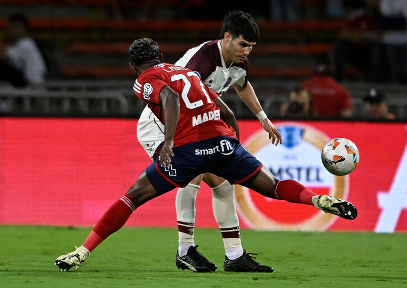 Lanús avanza a semifinales de la Sudamericana tras vencer por penales al DIM