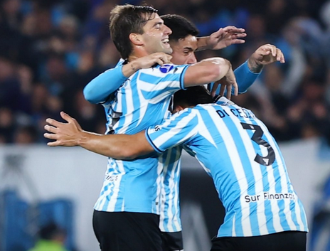 Racing Club aplasta a Athletico Paranaense y avanza a semifinales de la CONMEBOL Sudamericana