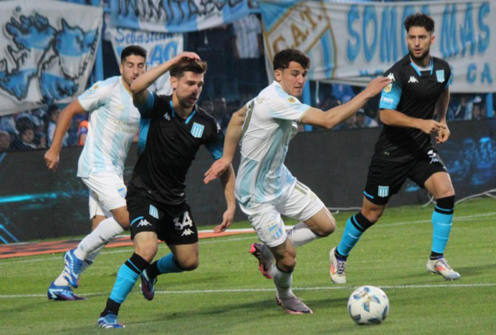 Atlético Tucumán derrotó a Racing por el Torneo de la Liga