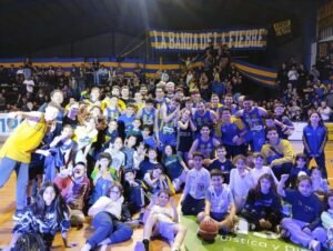 Centenario de Venado Tuerto hizo su debut triunfal en la segunda categoría del básquetbol argentino, derrotando a Barrio Parque con un contundente 79 a 52.