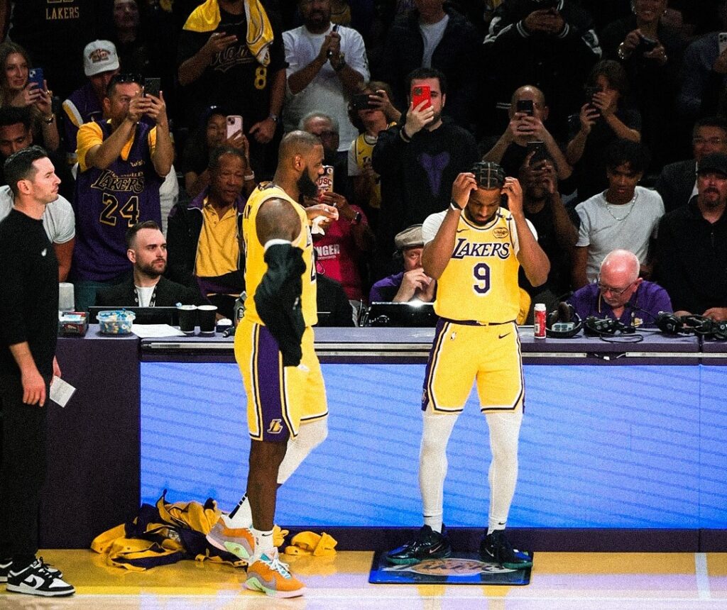 LeBron y Bronny James Hacen Historia con los Lakers