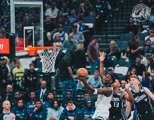 Minnesota Timberwolves Logra Su Primera Victoria de la Temporada Ante Sacramento Kings