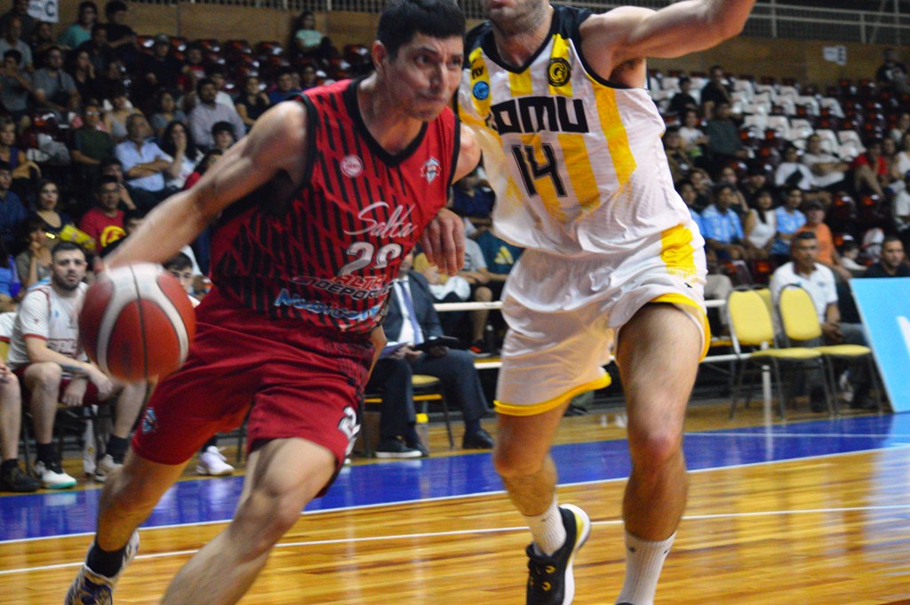 Salta Basket cayó en un final ajustado ante Comunicaciones