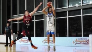 Independiente de Oliva logró su segundo triunfo consecutivo: emocionante victoria sobre Zárate Basket