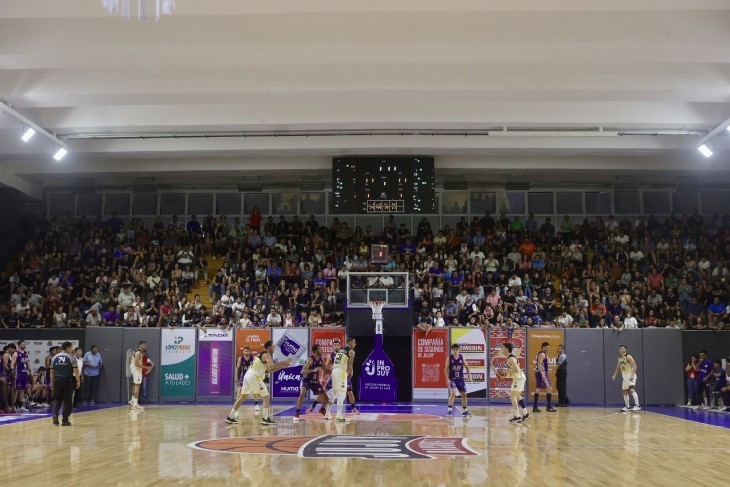 Jujuy Básquet se Impone con Autoridad ante Comunicaciones