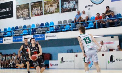 Pergamino Básquet vuelve al triunfo con una contundente victoria sobre Villa Mitre