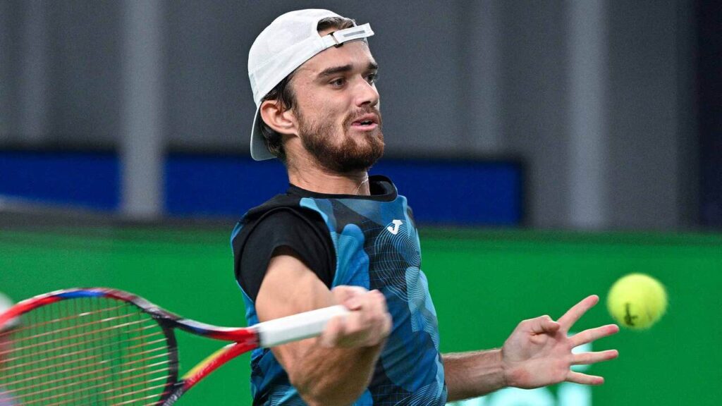 Tomas Machac sorprende en Shanghái al eliminar a Carlos Alcaraz y alcanzar las semifinales del Rolex Shanghai Masters