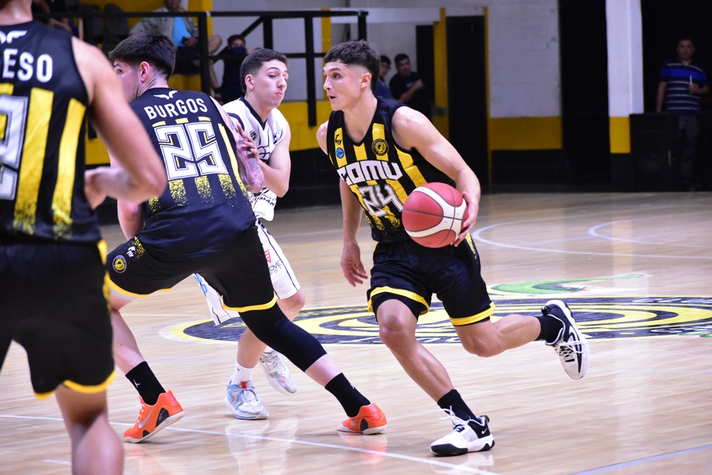 Comunicaciones se impuso con autoridad a Estudiantes de Tucumán en su debut en casa