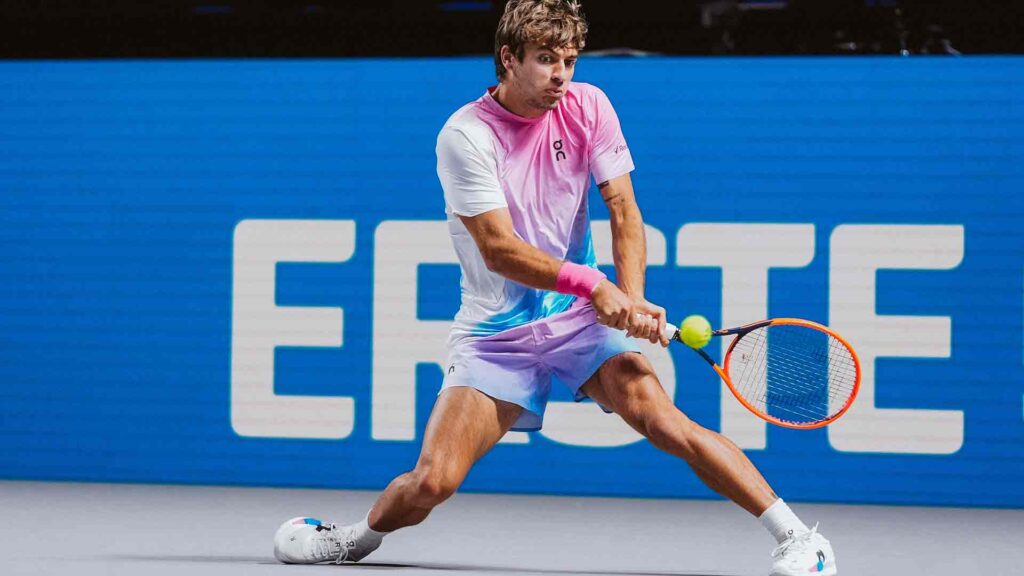 Cobolli y Berrettini avanzan a segunda ronda en el Erste Bank Open 2024