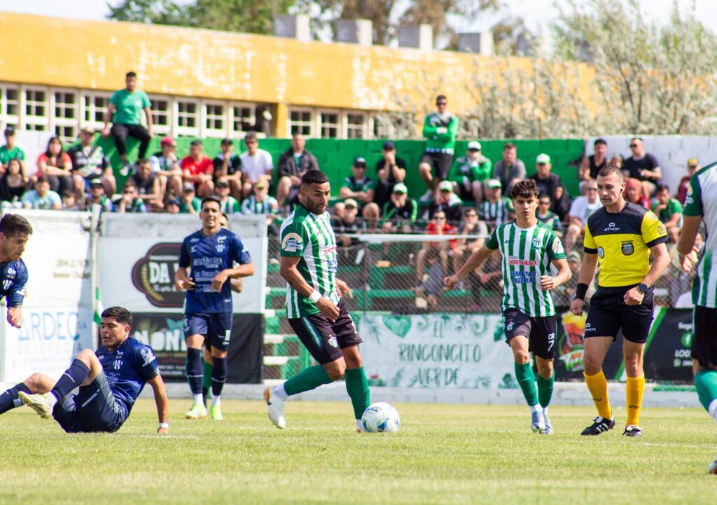 Federal A: Semifinales de ida con polémicas arbitrales que favorecieron a Sarmiento de La Banda