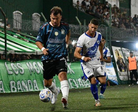 Excursionistas y Midland empataron 1-1 en el primer choque de cuartos