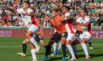 Banfield cae ante Tigre en un partido marcado por polémicas y expulsiones