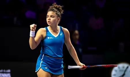 Jasmine Paolini brilla en su debut en las WTA Finals de Riad