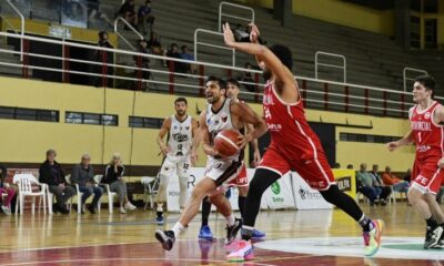 Rosario, 8 de noviembre de 2024 – En un encuentro crucial para ambos equipos, Provincial de Rosario logró su primera victoria de la temporada al vencer a Colón de Santa Fe 81-63 en el estadio Salvador Bonilla, donde la afición local disfrutó de un desempeño sólido y convincente de su equipo.