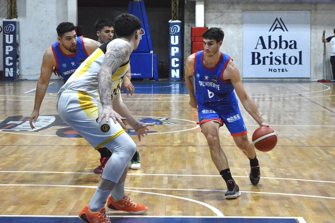 El escolta Matías Morera, clave en el liderazgo de Independiente BBC de Santiago del Estero en la Zona Norte B, habló sobre el gran momento que vive el equipo, el compromiso de jugar en casa, y su perspectiva de cara a lo que viene en la temporada. Actualmente, el equipo santiagueño lidera con seis victorias en ocho partidos, un rendimiento que ha cimentado su posición como uno de los conjuntos más sólidos en el campeonato.