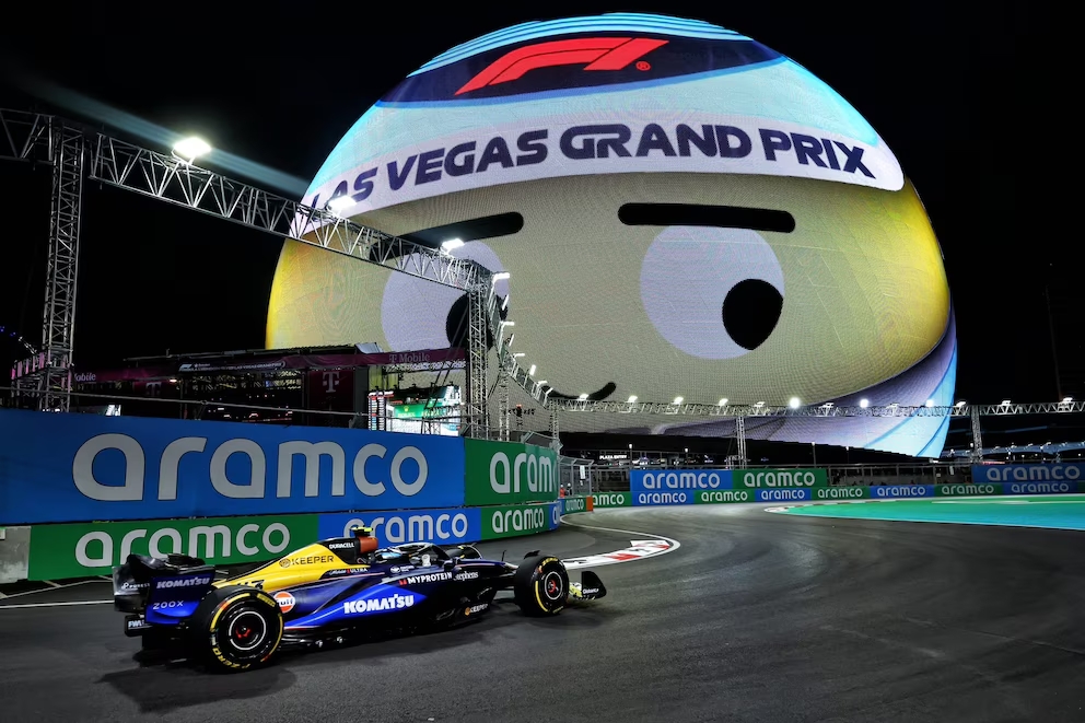 El piloto argentino Franco Colapinto tuvo su debut oficial en el Gran Premio de Las Vegas durante las primeras dos sesiones de práctica, mostrándose competitivo a pesar de las dificultades que presentó la nueva pista callejera en la ciudad de Nevada.