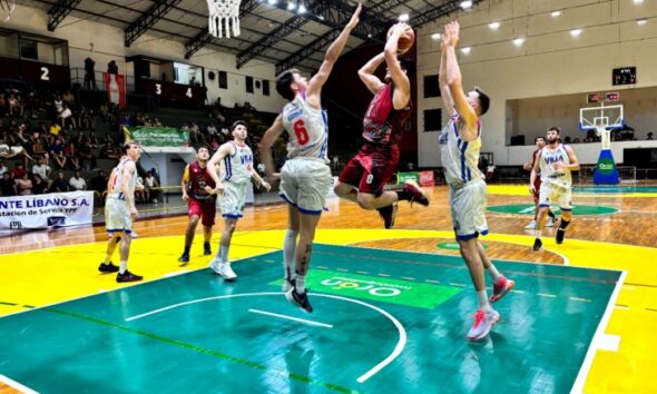 Salta Basket no logró concretar la remontada y perdió 70-60 ante Villa San Martín en el Polideportivo Ciudad de Orán, en una nueva fecha de la Liga Argentina 2024/25. Los salteños se enfrentaron a un rival de jerarquía que, a pesar de haber sufrido una dura derrota en Jujuy, supo levantarse rápidamente y llevarse la victoria en tierras oranenses.