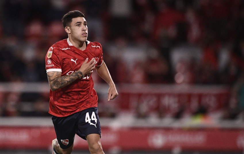 Independiente supera a Unión 3-0 con una sólida actuación en Avellaneda