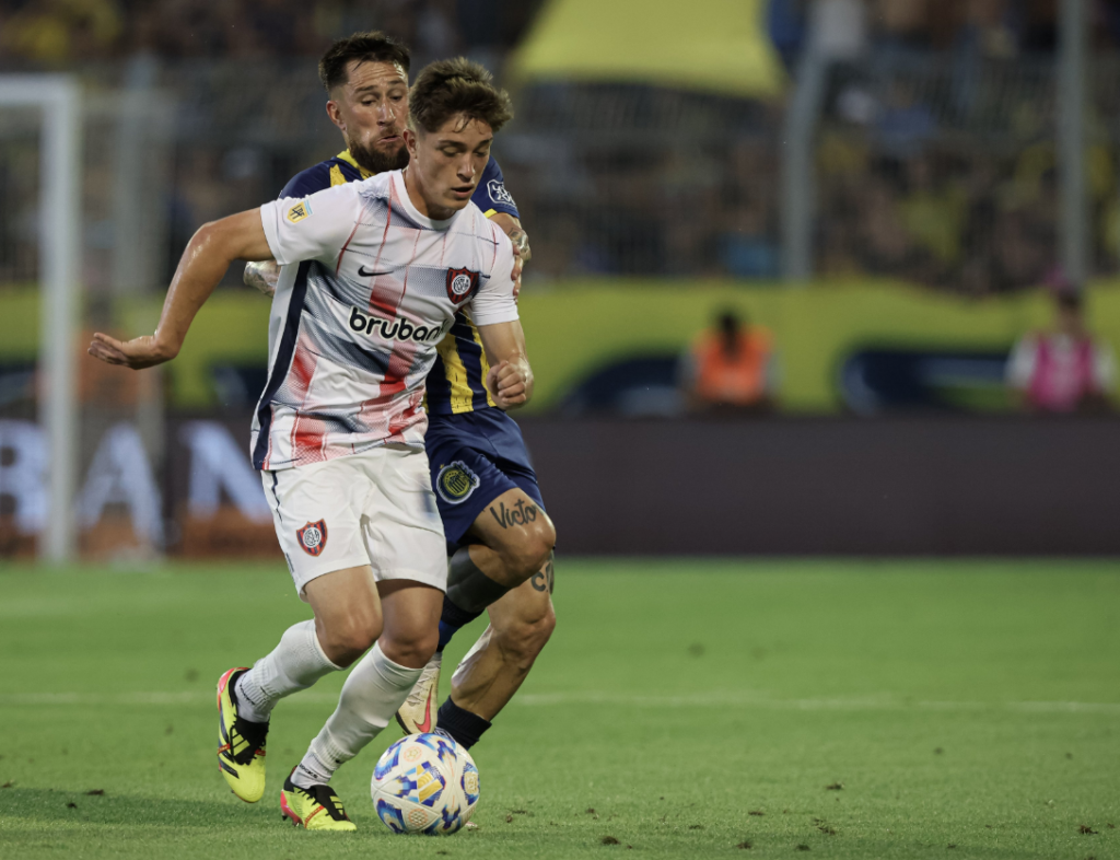 San Lorenzo se impuso ante Rosario Central y sigue en racha en el Torneo de la Liga Profesional