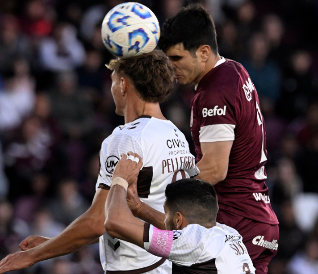 Lanús y Platense empataron sin goles en un partido disputado en La Fortaleza